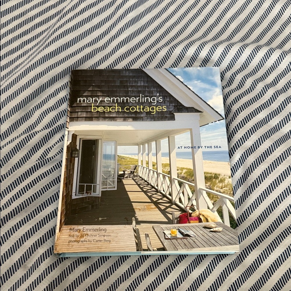 's Beach Cottages Book